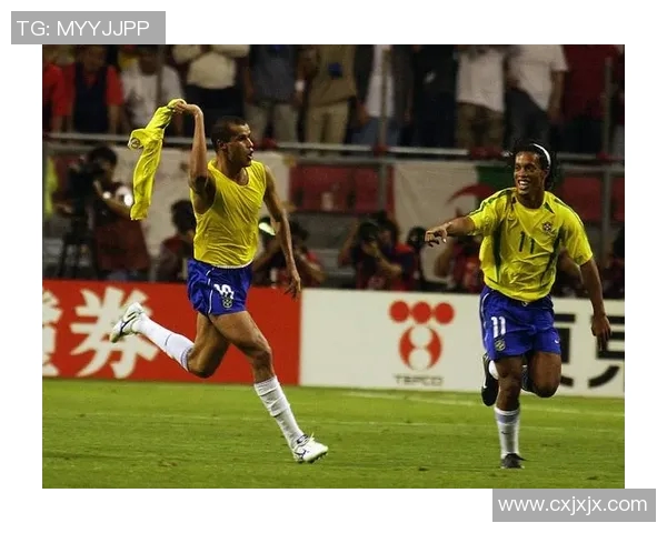 星二代足球明星的崛起与挑战：他们如何在父辈光环下书写自己的传奇